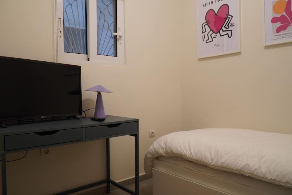 Charming Apartment In Keramikos 雅典 外观 照片
