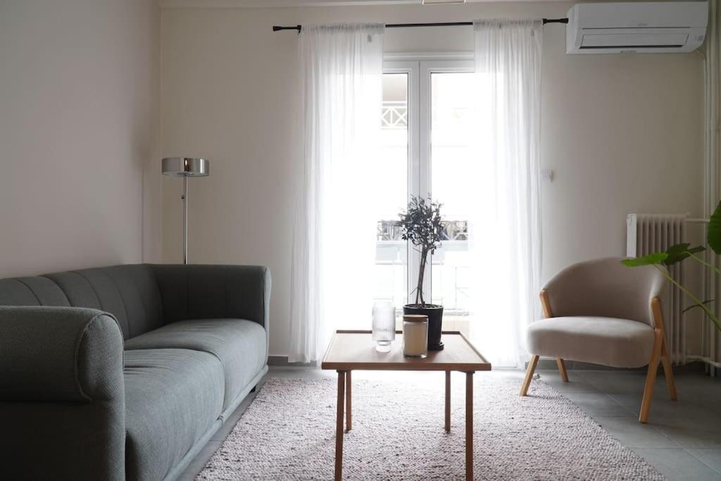 Charming Apartment In Keramikos 雅典 外观 照片